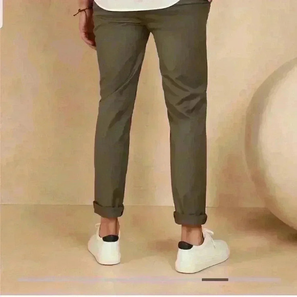 Banana Republic Slim-Fit Core Temp Chino Pants - Picture 2 of 11